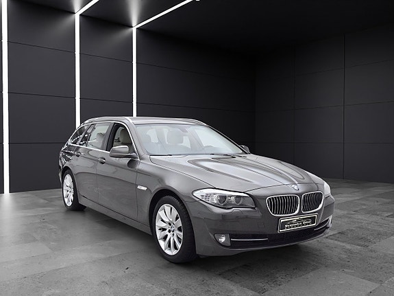 BMW 520d 2 of 13