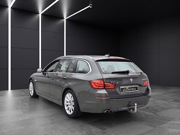 BMW 520d 4 of 13