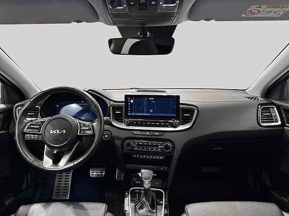Kia XCeed 7 of 17