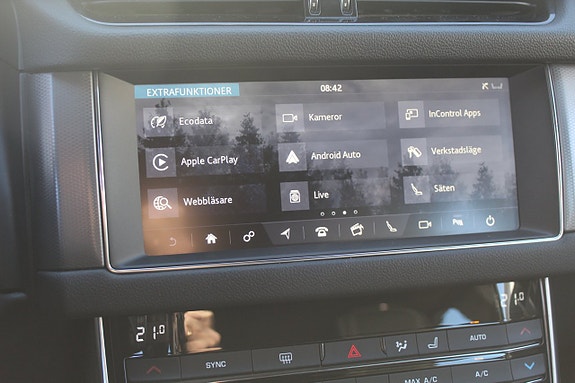 Jaguar XF 5 of 15