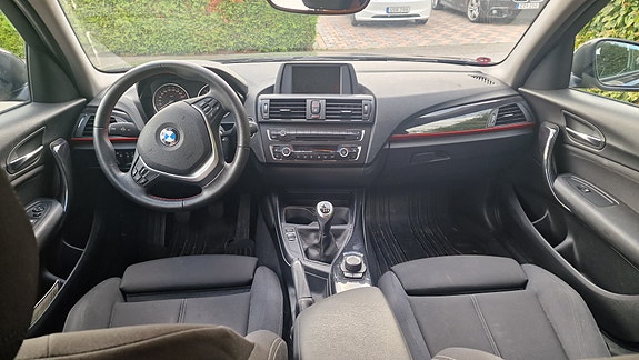 BMW 114i 4 of 4