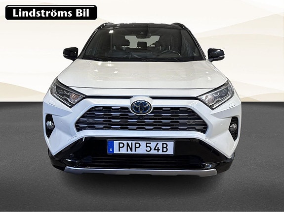 Toyota RAV4 9 of 19
