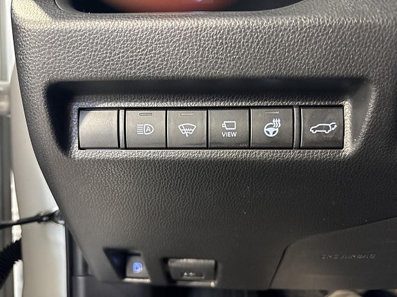 Toyota RAV4 17 of 19