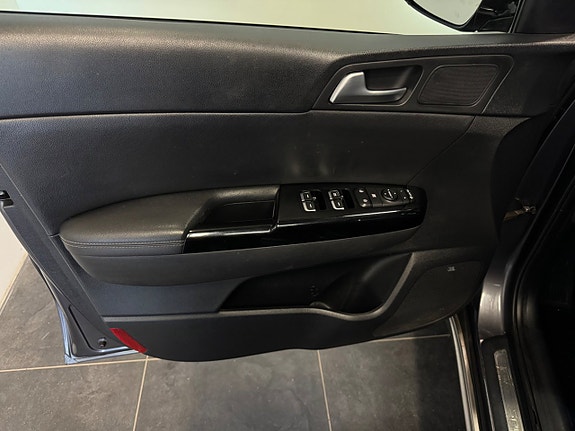 Kia Sportage 9 of 24