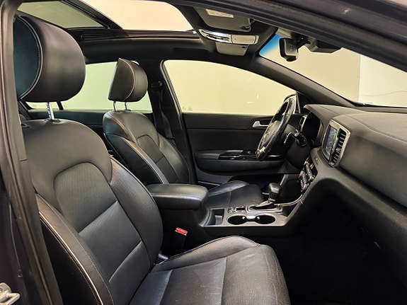 Kia Sportage 15 of 24
