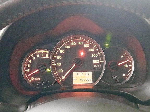 Toyota Yaris 15 of 19