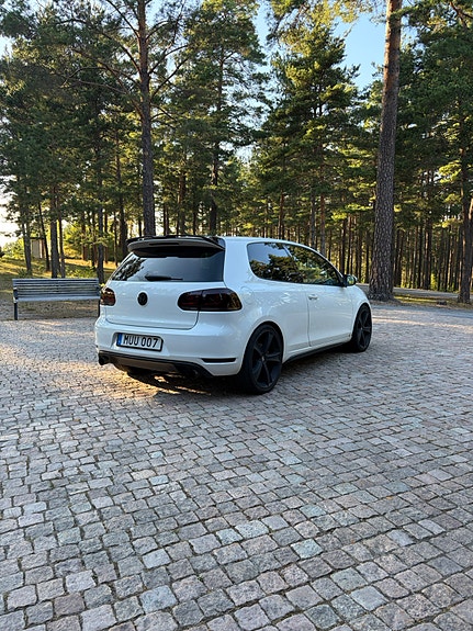 Volkswagen Golf VI 3 of 6