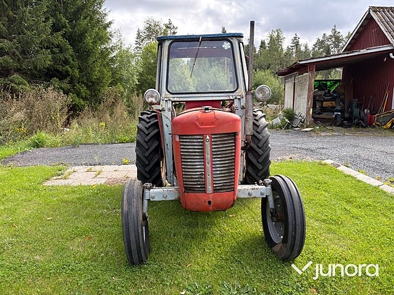 Traktor Massey Ferguson 30 11 of 30