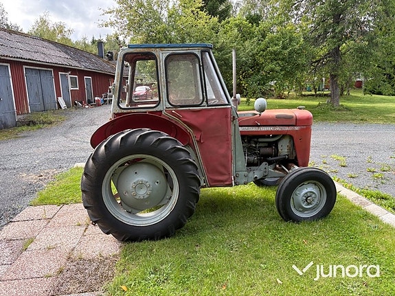Traktor Massey Ferguson 30 7 of 30