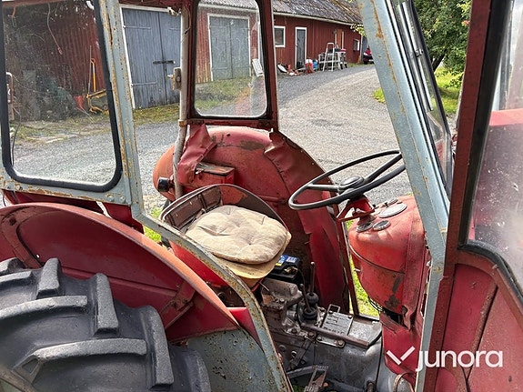 Traktor Massey Ferguson 30 13 of 30