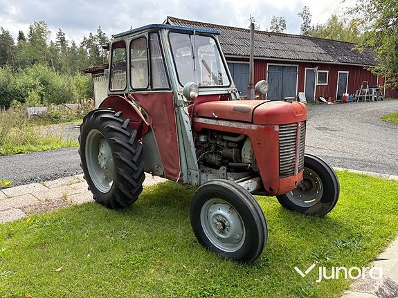 Traktor Massey Ferguson 30 9 of 30