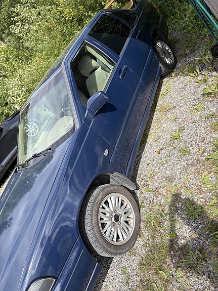 Volvo S70 2 of 13