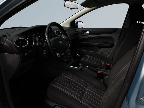 Ford Focus 7 of 19