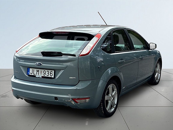Ford Focus 6 of 19