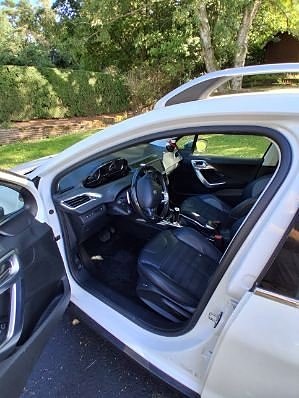 Peugeot 2008 6 of 8