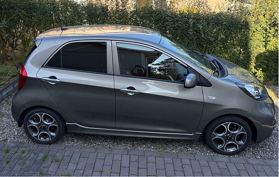 Kia Picanto 5 of 7