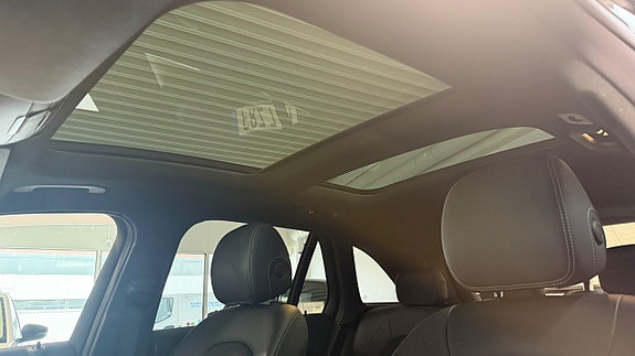 Mercedes-Benz GLC220 d 16 of 23