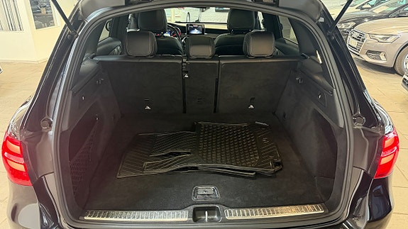 Mercedes-Benz GLC220 d 10 of 23
