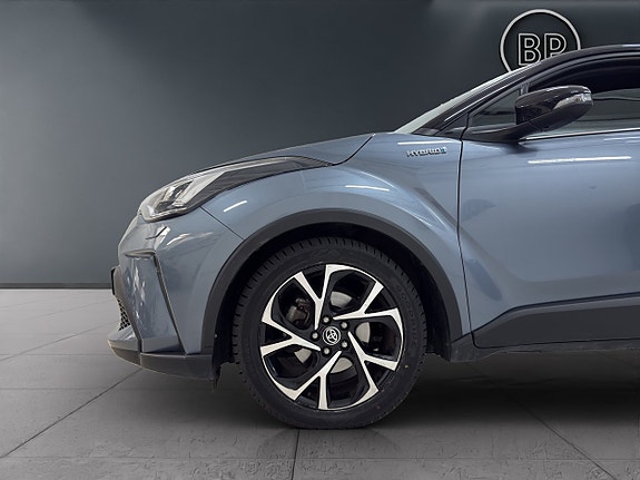 Toyota C-HR 18 of 18