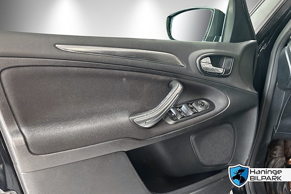 Ford Galaxy 11 of 27