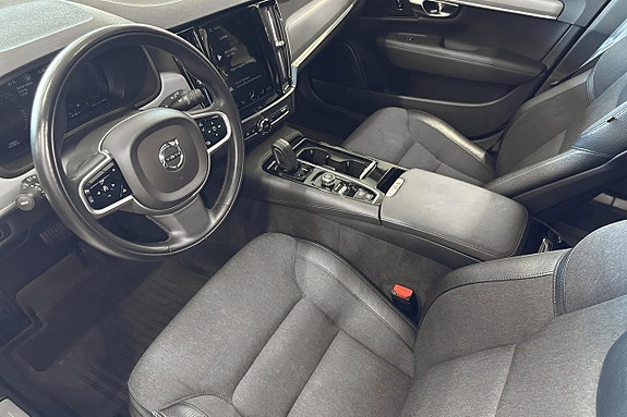 Volvo V90 8 of 19
