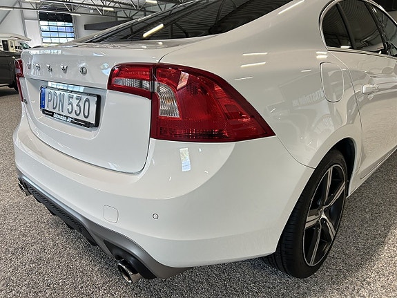 Volvo S60 8 of 24