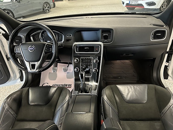 Volvo S60 18 of 24
