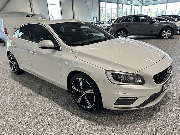 Volvo S60 5 of 24
