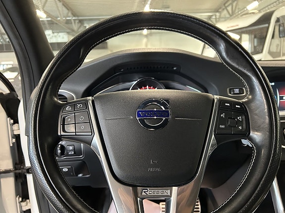 Volvo S60 24 of 24