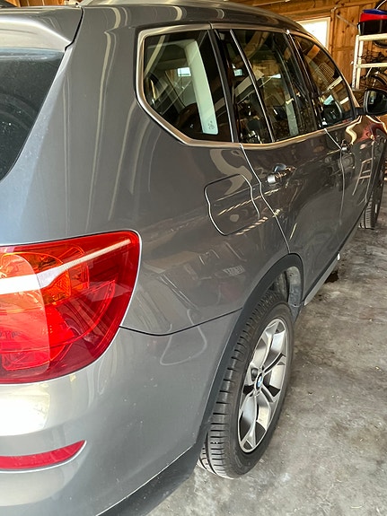 BMW X3 2 of 8
