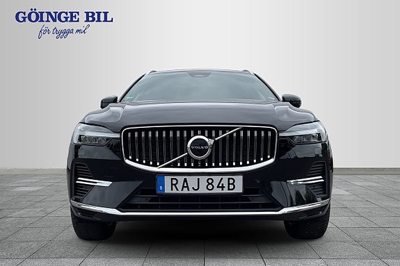 Volvo XC60 3 of 17