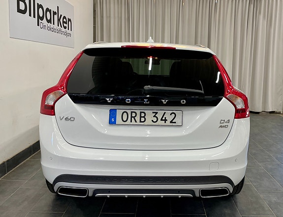 Volvo V60 Cross Country 23 of 23