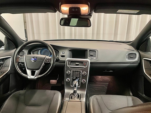 Volvo V60 Cross Country 20 of 23
