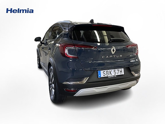 Renault Captur 3 of 16