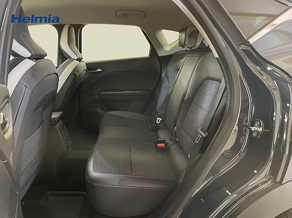 Renault Captur 15 of 16