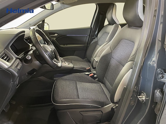 Renault Captur 14 of 16