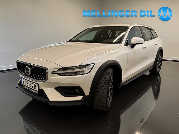 Volvo V60 Cross Country 5 of 19