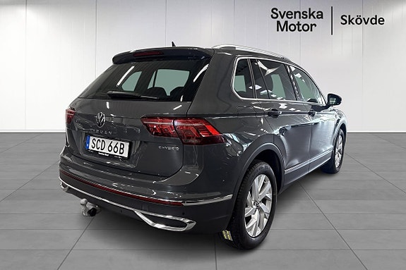 Volkswagen Tiguan 3 of 22