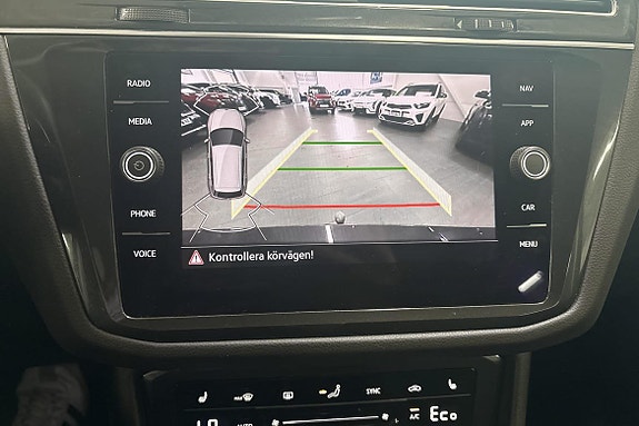 Volkswagen Tiguan 9 of 22