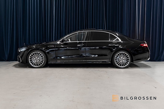 Mercedes-Benz S580 2 of 24