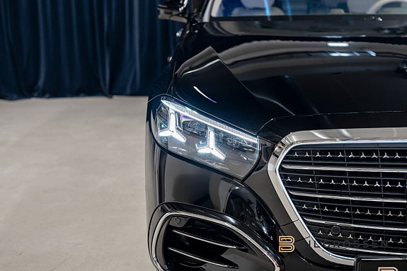 Mercedes-Benz S580 11 of 24