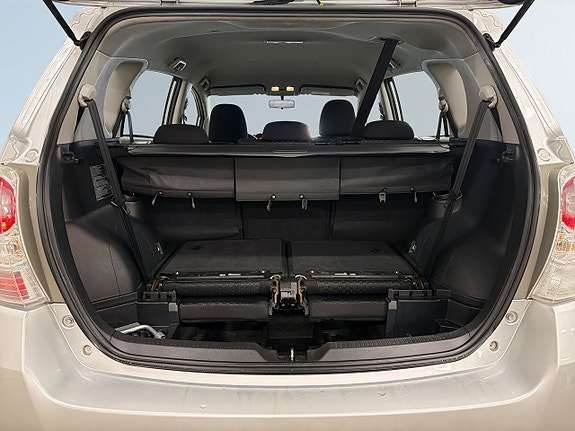 Toyota Verso 12 of 21