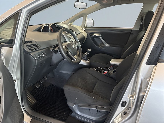 Toyota Verso 7 of 21