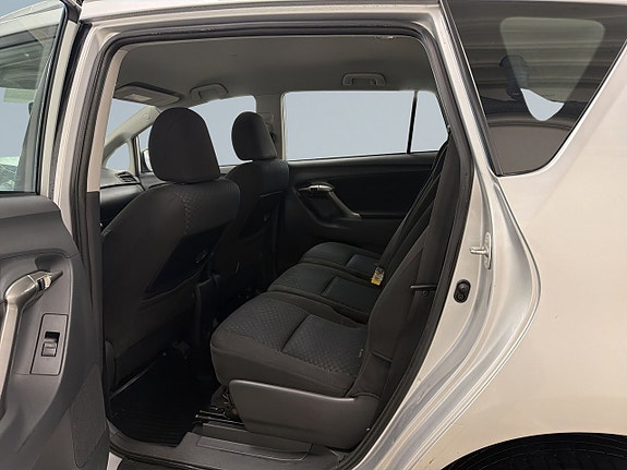 Toyota Verso 13 of 21