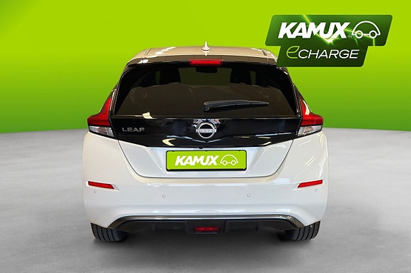 Nissan Leaf 5 of 26