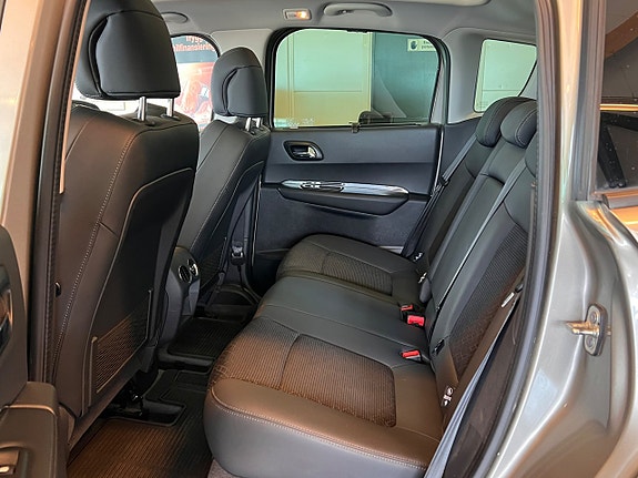 Peugeot 3008 6 of 11