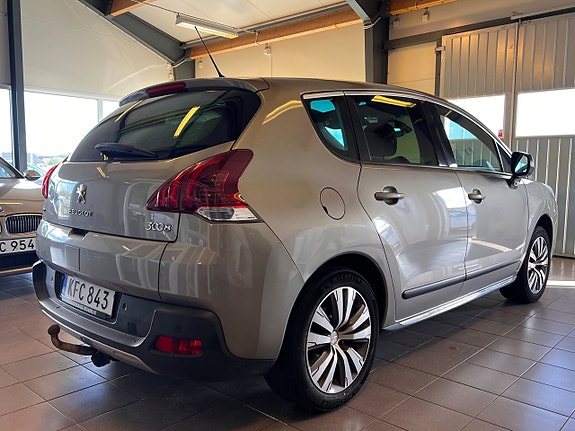 Peugeot 3008 2 of 11