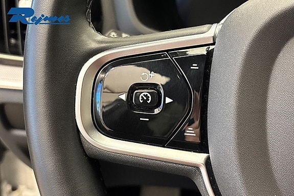 Volvo V60 11 of 27