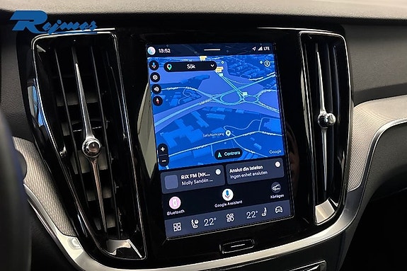 Volvo V60 13 of 27
