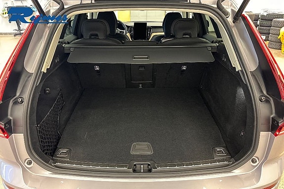 Volvo XC60 17 of 26